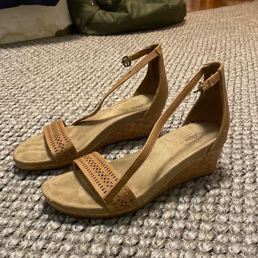 Bass Wedge Sandals